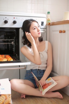 末世女主是小队共用NHH
